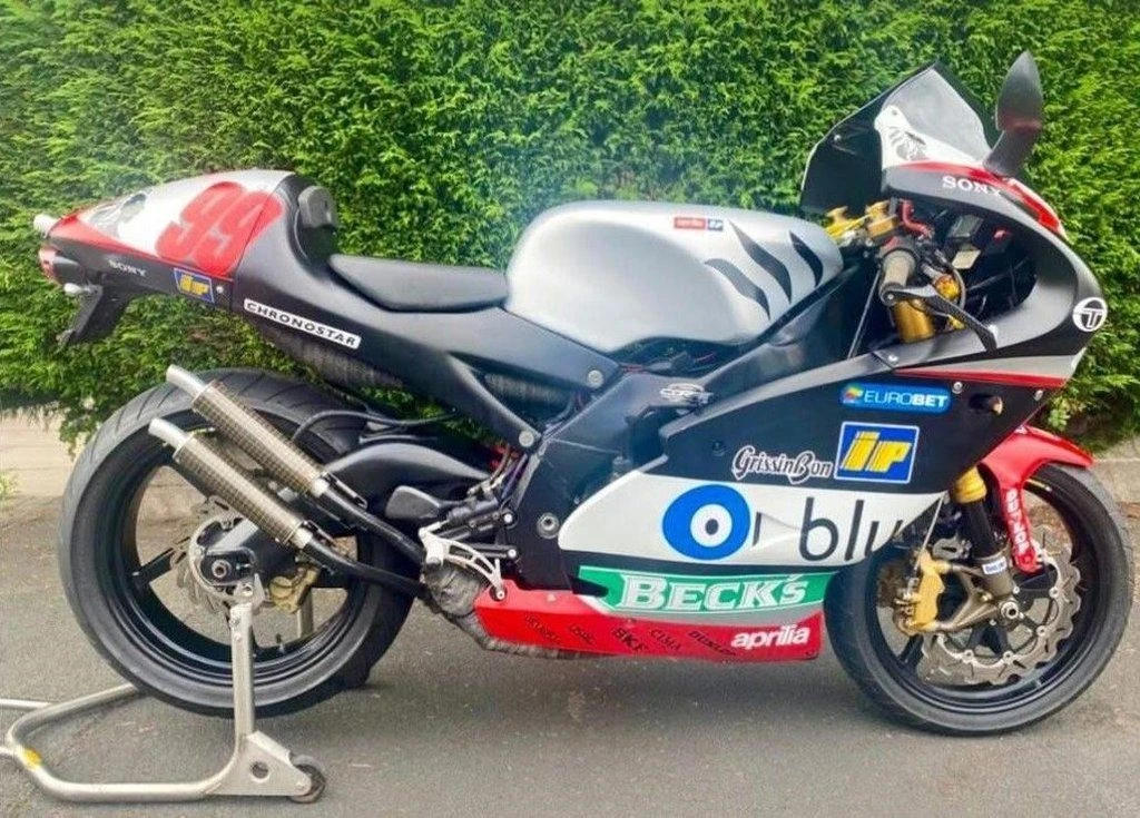 APRILIA/SUZUKI RS500 SPECIAL RACE BIKE - Picture 1 of 20