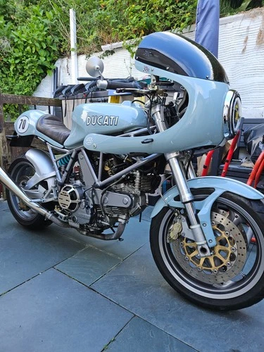Ducati 900S FF  2004 Only 16,975 Miles. Stunning Cafe Racer - Picture 1 of 8