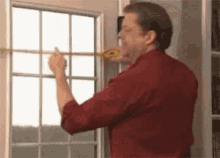 Measuring GIFs | Tenor