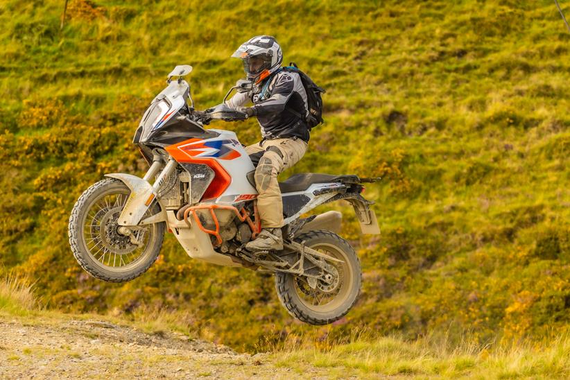 KTM 1290 Super Adventure R jump off-road