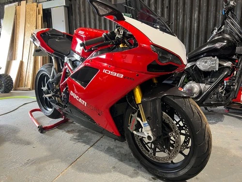 Ducati 1098 S Custom Built 1 of 1 - Picture 2 of 17