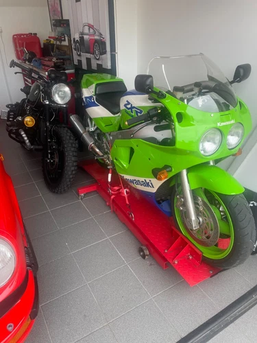 Kawasaki Zxr750 H1  mint condition 1989 - Picture 1 of 14